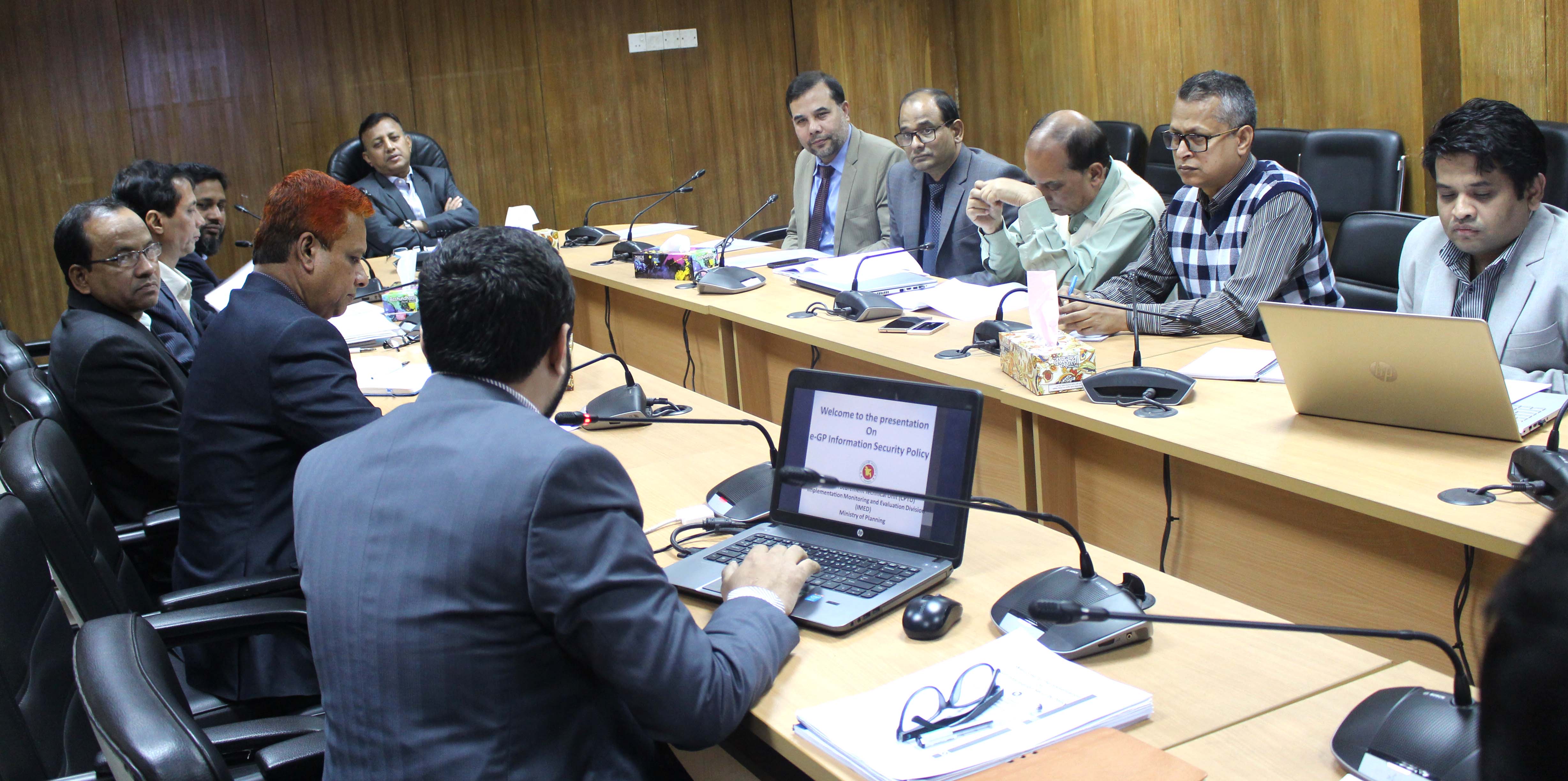 Meeting with Secretary on Information Security Policy-Meeting with Secretary on Information Security Policy